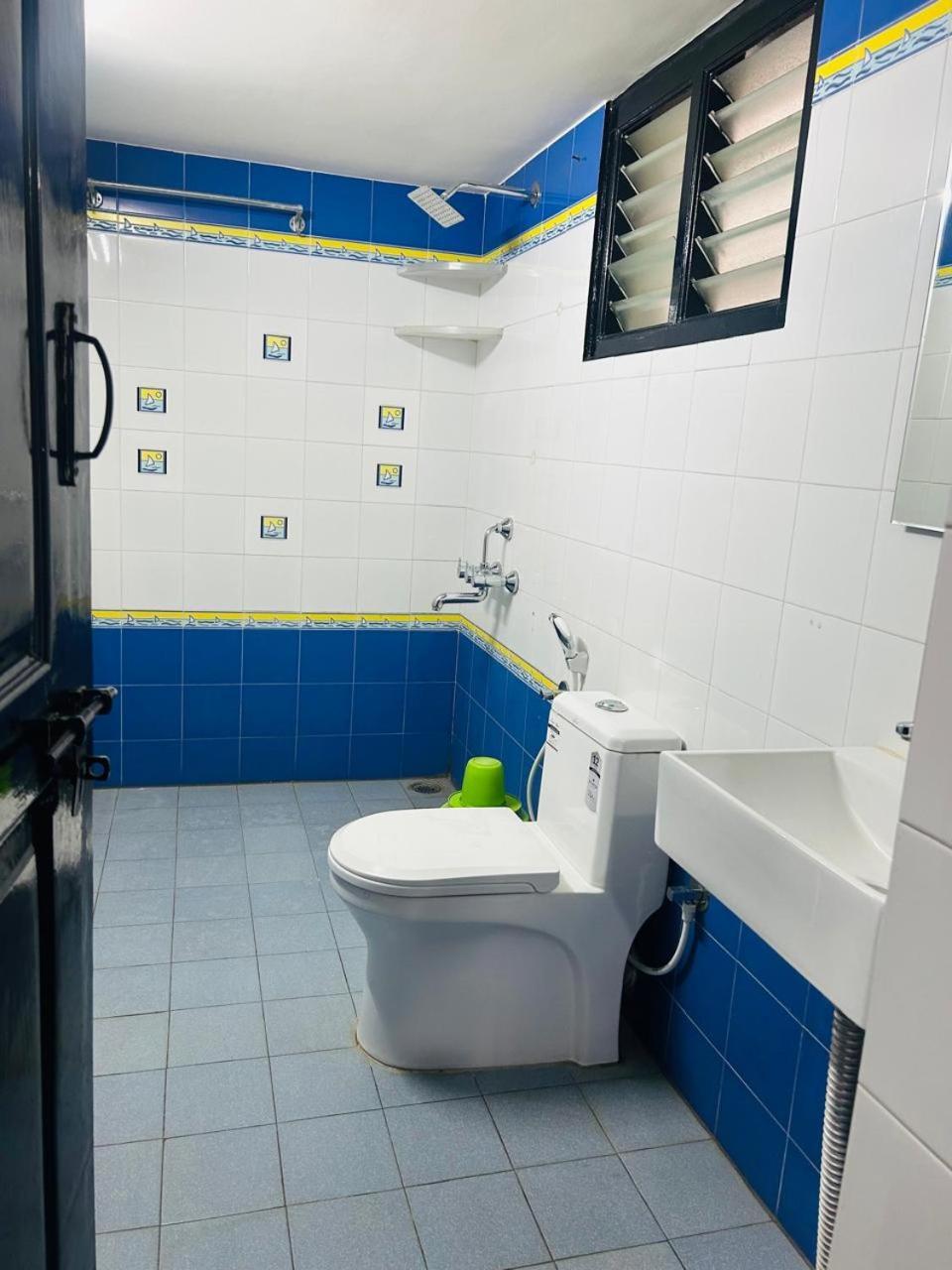 Hotel Queens Comfort Mysuru Zewnętrze zdjęcie