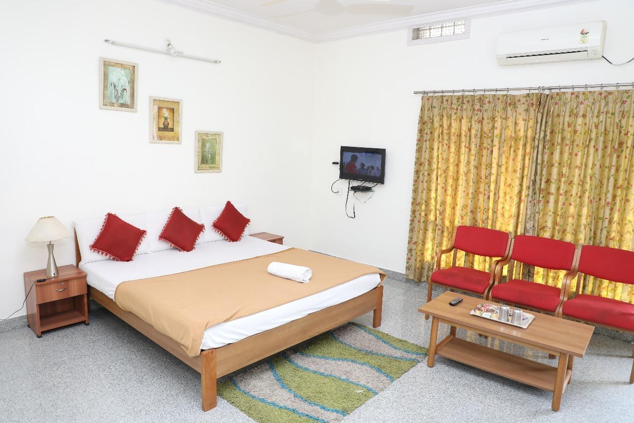Hotel Queens Comfort Mysuru Zewnętrze zdjęcie