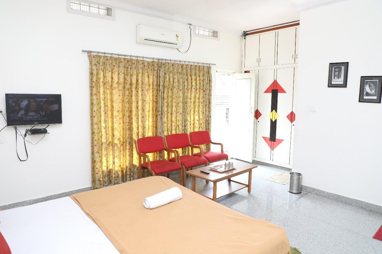 Hotel Queens Comfort Mysuru Zewnętrze zdjęcie